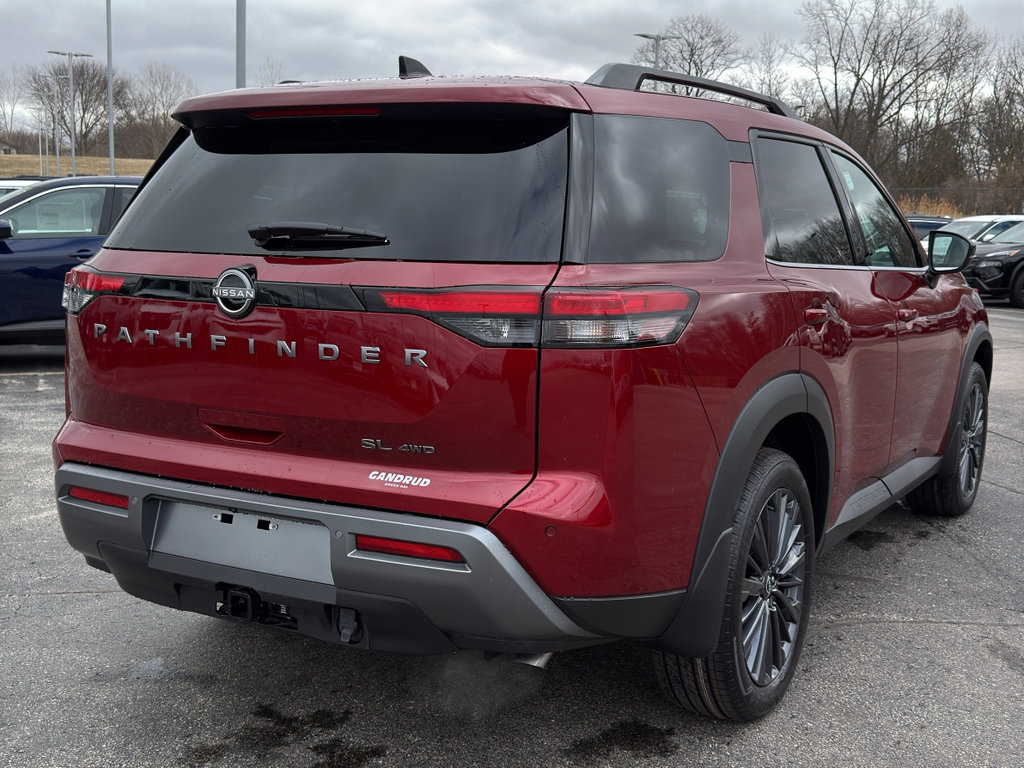 New 2026 Nissan Pathfinder SL image 5