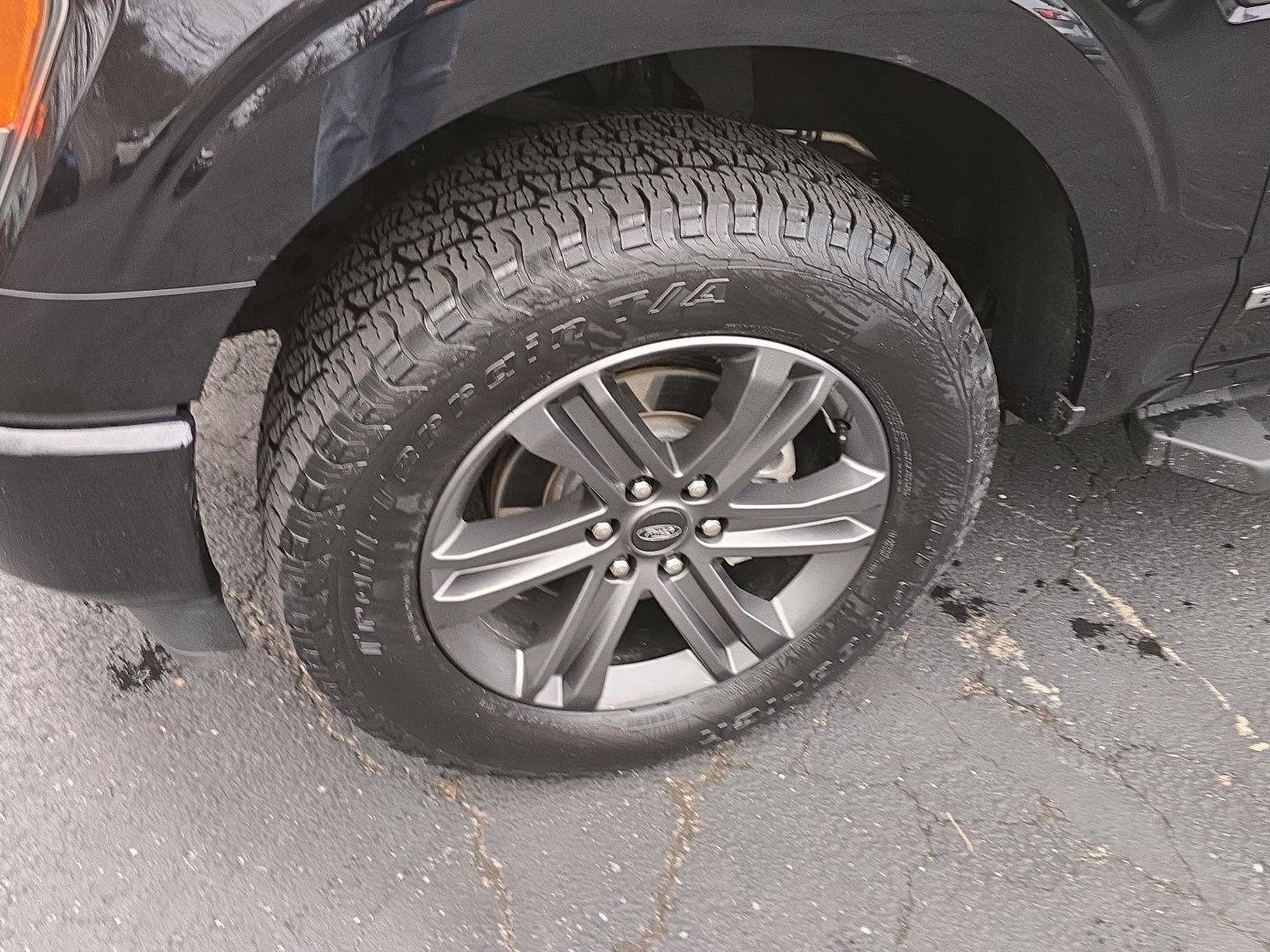 Used 2023 Ford F150 Lariat w/ Equipment Group 502A High image 34