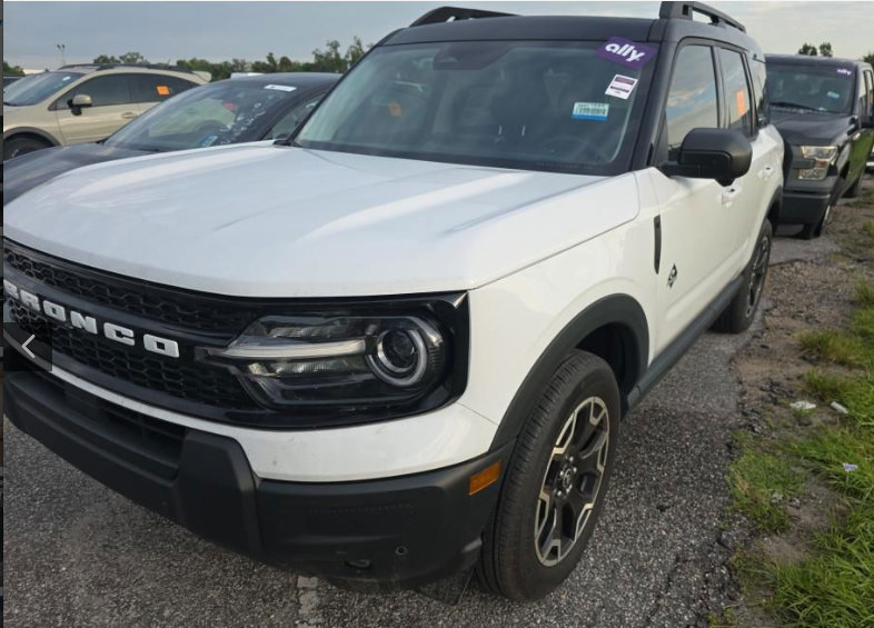 Used 2025 Ford Bronco Sport Outer Banks w/ Outer Banks Tech Package+ AWD/4WD image 5