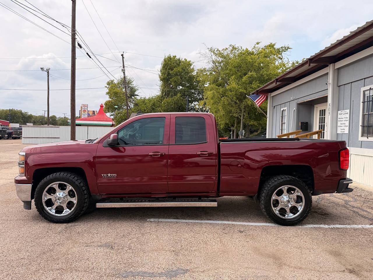 Used 2015 Chevrolet Silverado 1500 LT w/ Texas Edition, 1LT Trim RWD image 9