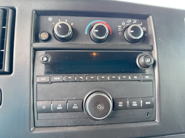 Used 2016 GMC Savana 2500 RWD image 19