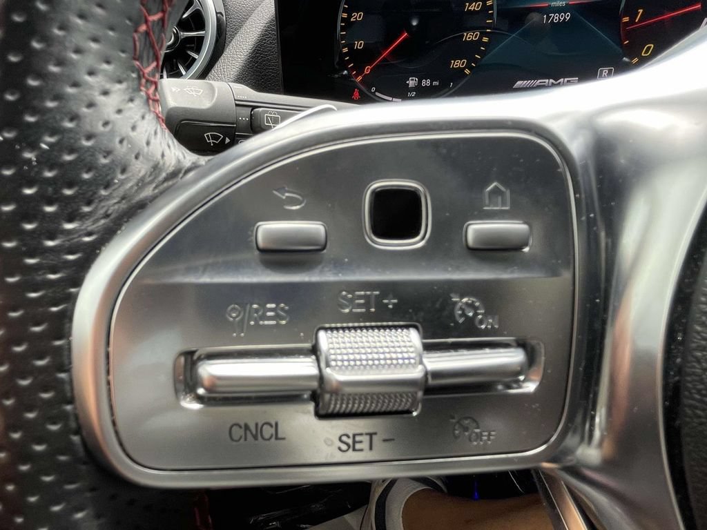 Used 2022 Mercedes-Benz GLA 35 AMG 4MATIC image 20