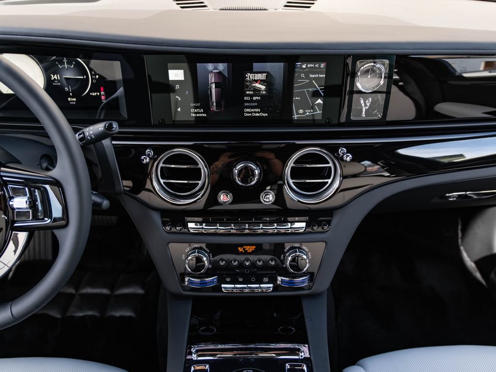 New 2026 Rolls-Royce Ghost AWD/4WD image 37