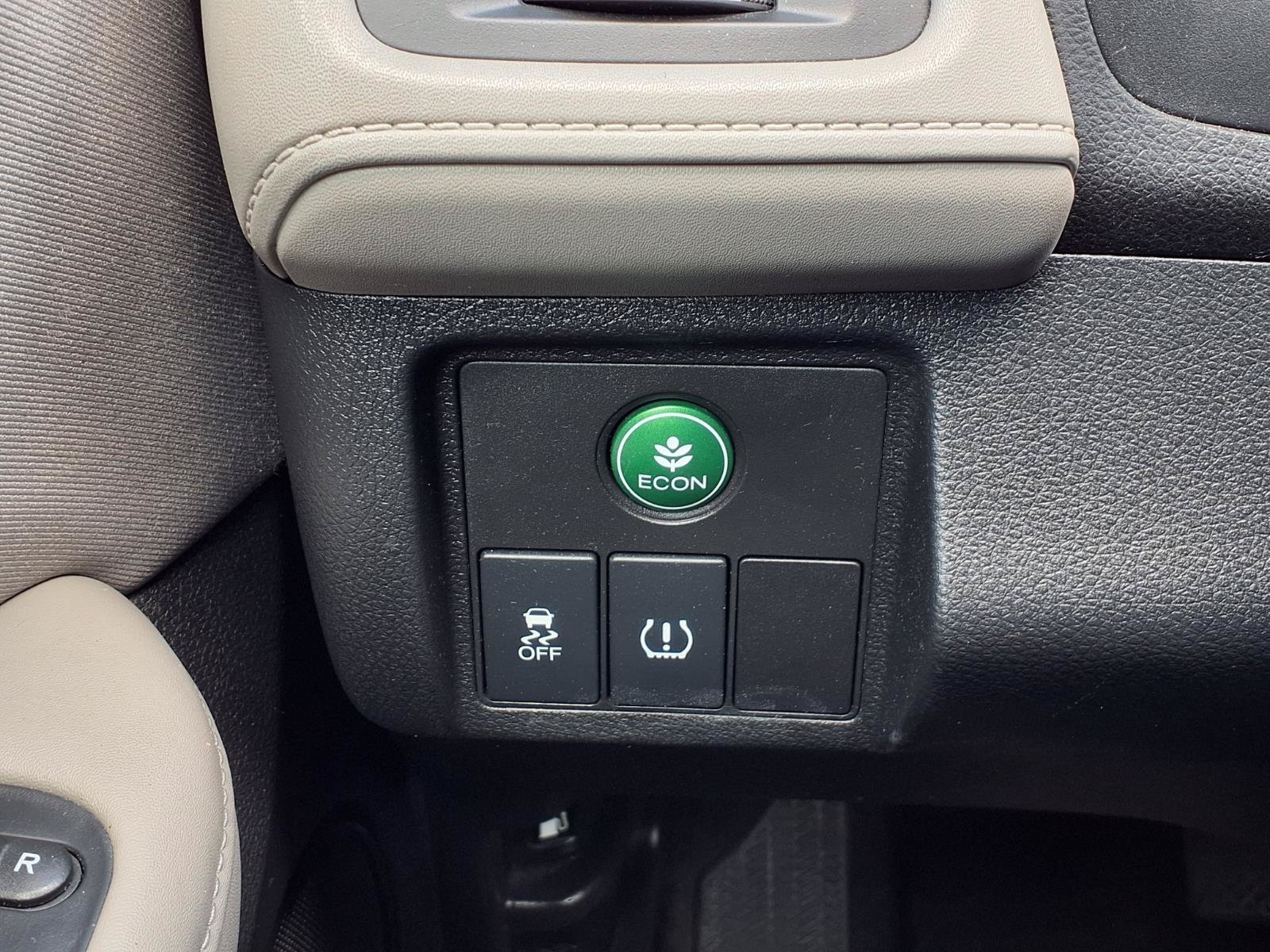 Used 2016 Honda HR-V LX image 9