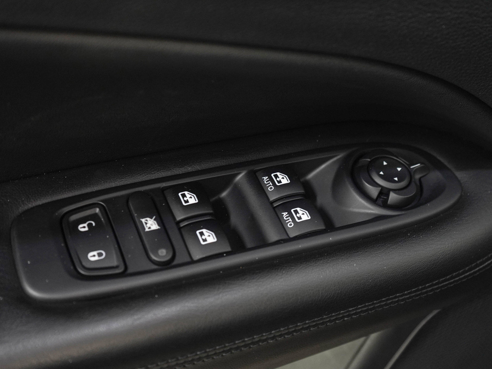 Used 2021 Jeep Compass Latitude AWD/4WD image 21