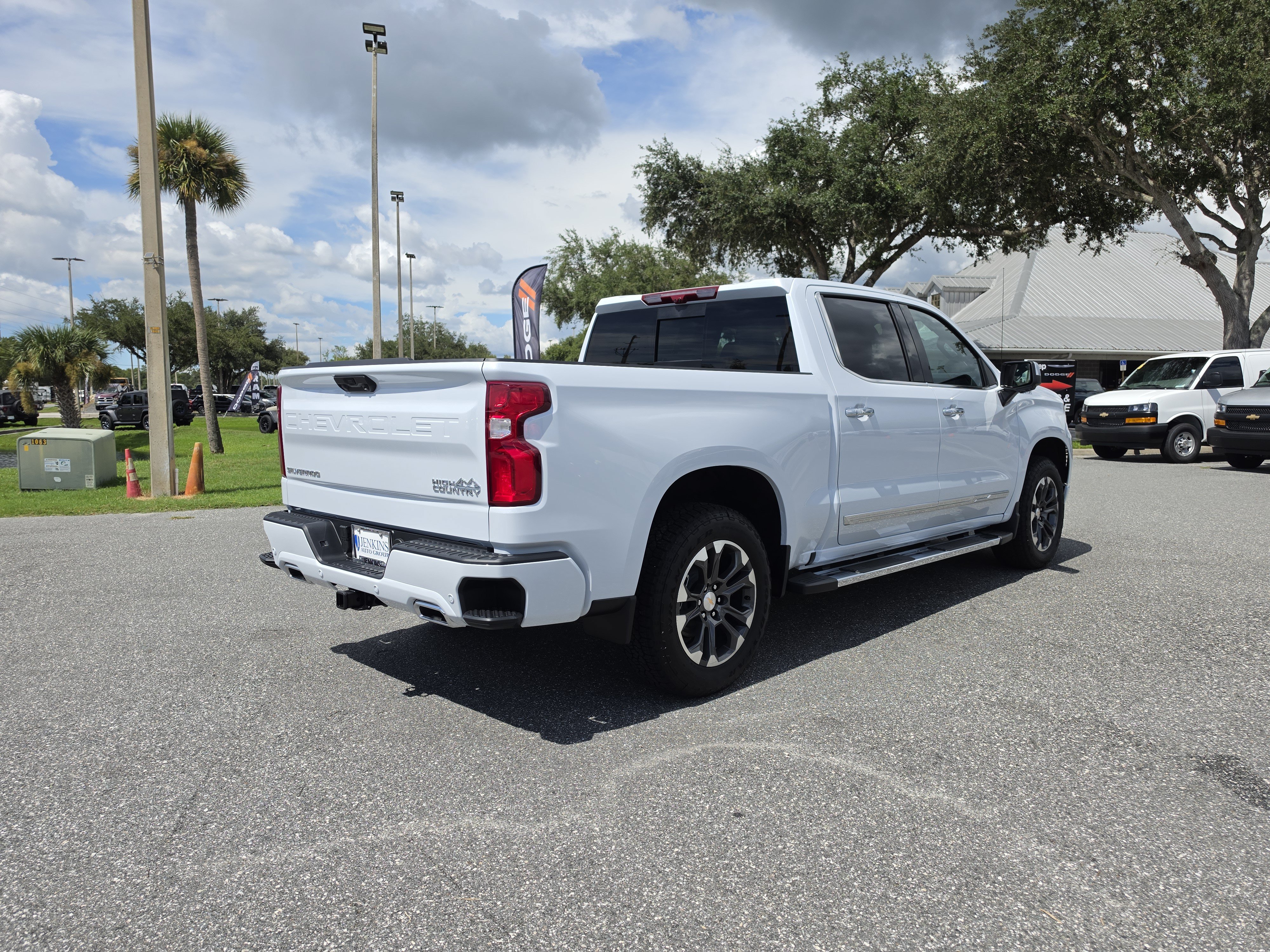 New 2026 Chevrolet Silverado 1500 High Country w/ Technology Package AWD/4WD image 5