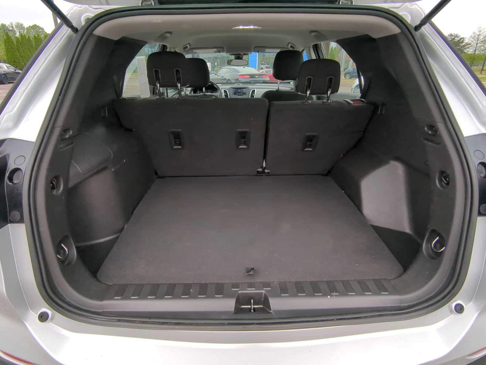 Used 2020 Chevrolet Equinox LS image 24