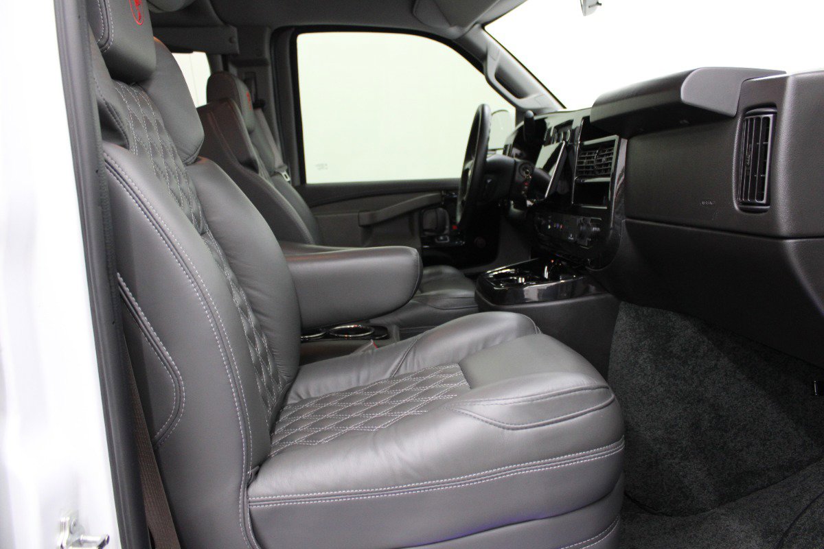 Used 2025 Chevrolet Express 2500 Extended w/ Driver Convenience Package image 12