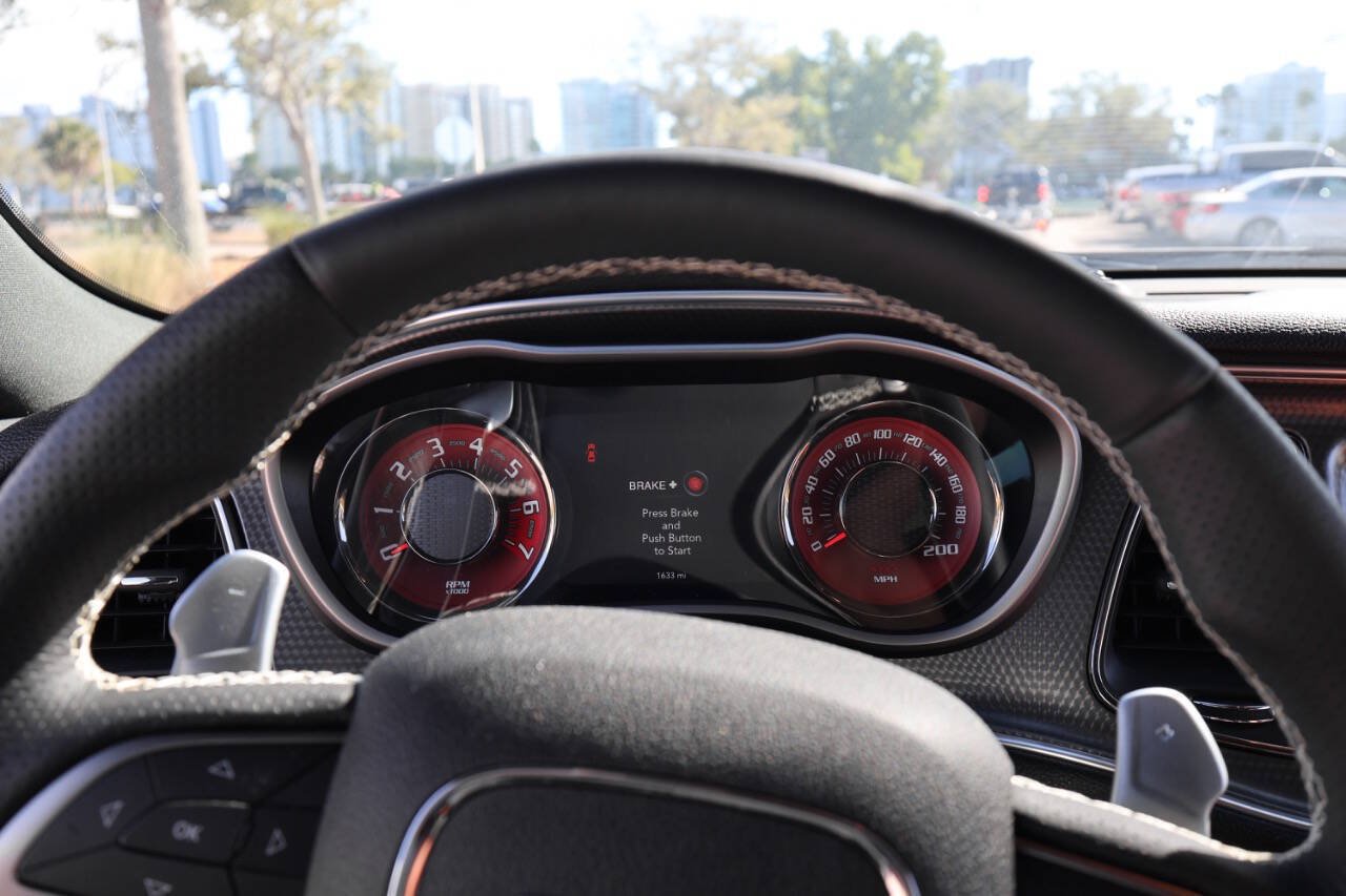Used 2015 Dodge Challenger SRT Hellcat RWD image 77
