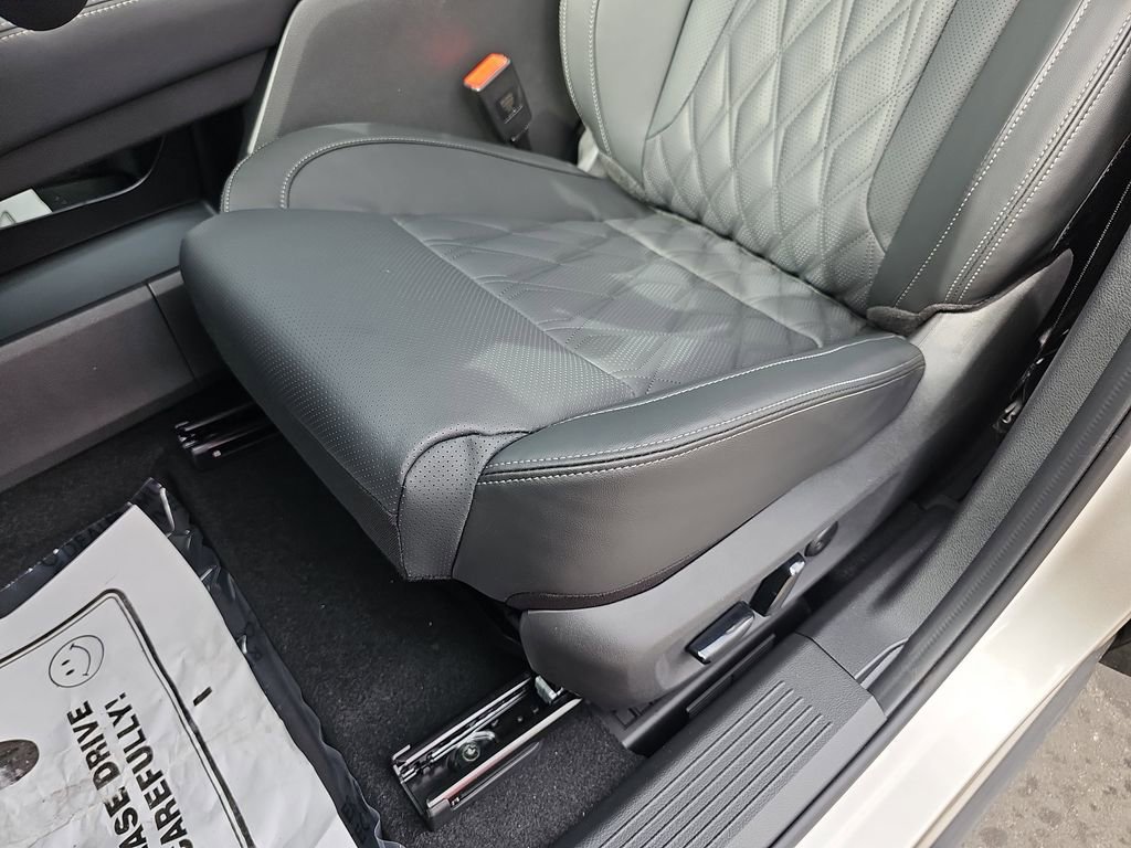 New 2026 Nissan Rogue Platinum w/ Platinum Premium Package AWD/4WD image 33