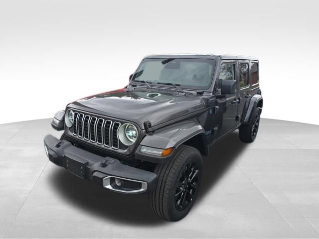 Used 2025 Jeep Wrangler Unlimited Sahara w/ Safety Group image 2