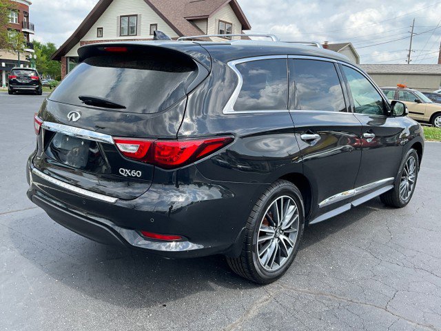 Used 2016 INFINITI QX60 Luxe w/ Deluxe Technology Package image 7