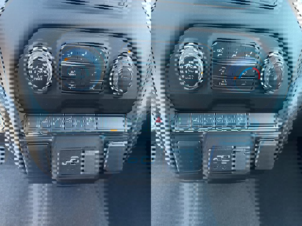 New 2026 Chevrolet Silverado 1500 Custom image 16