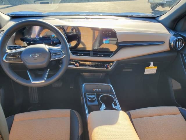 New 2026 Chevrolet Equinox ACTIV w/ Safety and Technology Package image 12