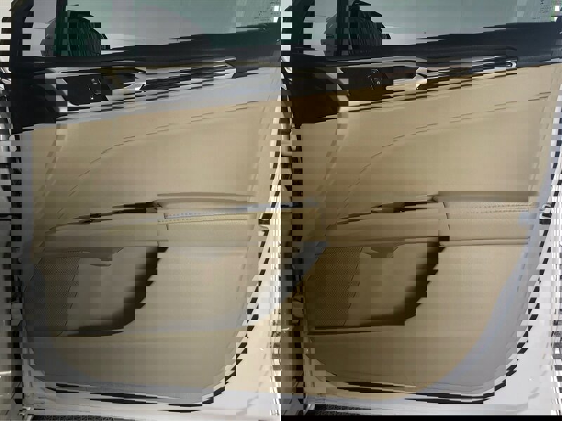 Used 2013 Ford Fusion SE image 16