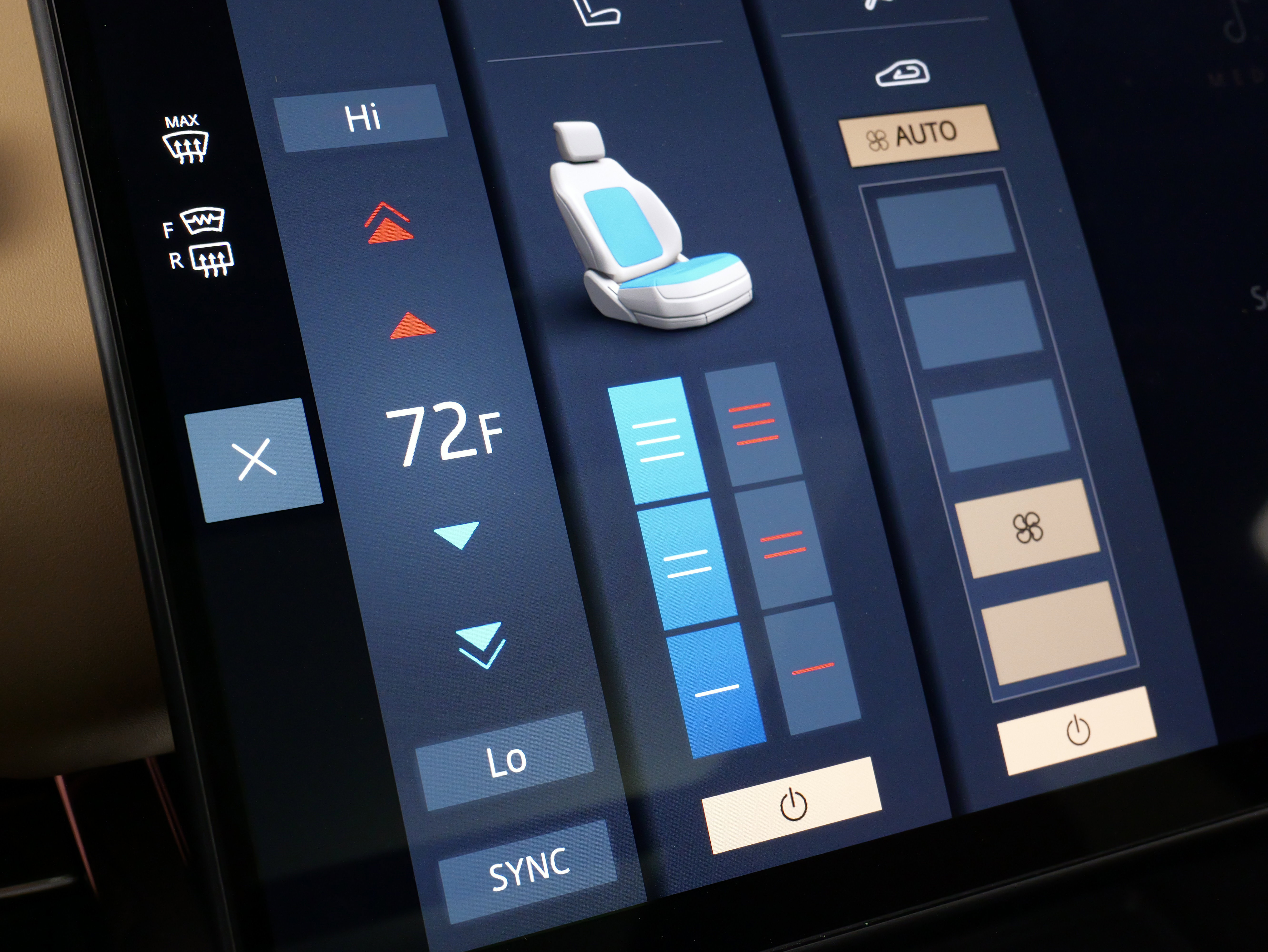 Used 2025 Land Rover Range Rover Sport SE image 44