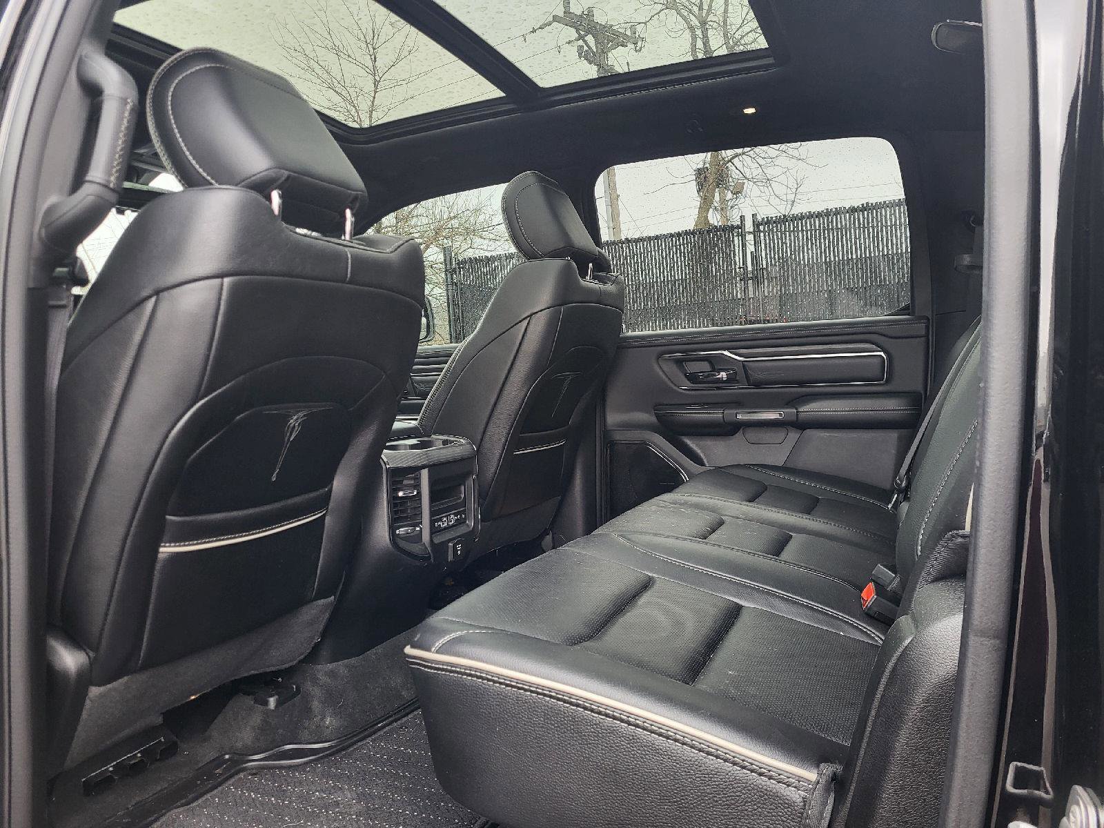 Used 2022 RAM 1500 Limited image 10