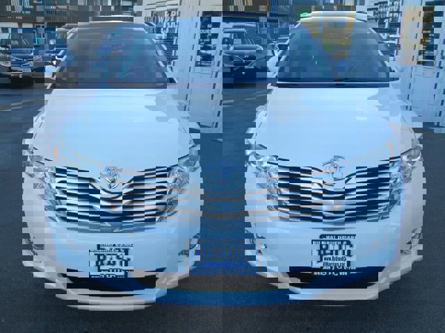 Used 2009 Toyota Venza AWD image 2