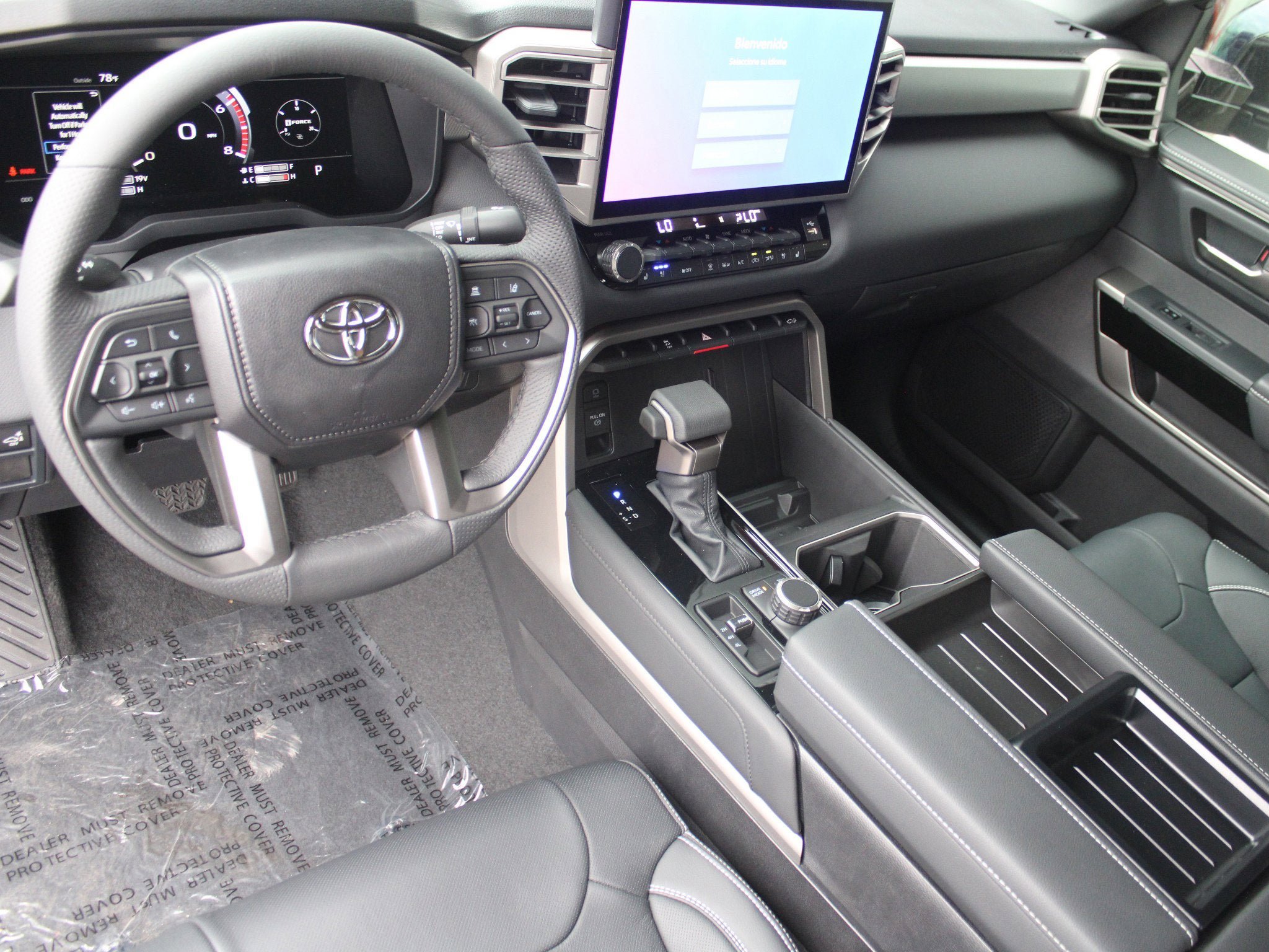 Used 2026 Toyota Tundra Limited AWD/4WD image 2