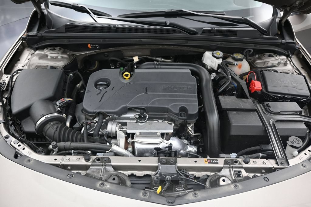 Used 2025 Chevrolet Malibu LS FWD image 12