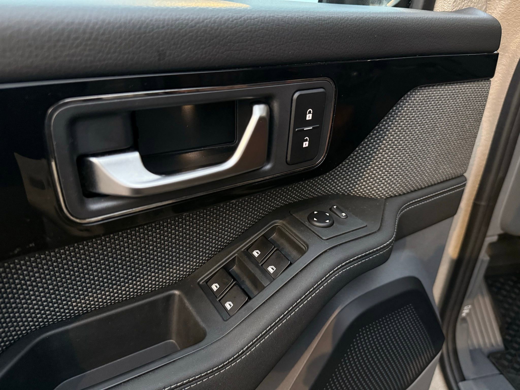 Used 2024 INEOS Grenadier Trialmaster Edition image 51