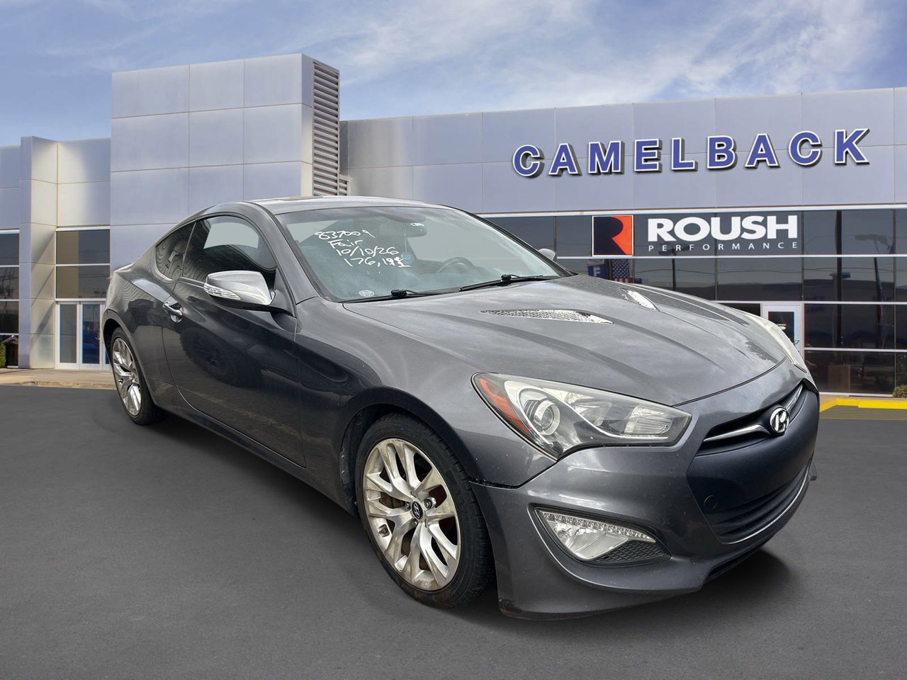 Used 2014 Hyundai Genesis 3.8 RWD image 3