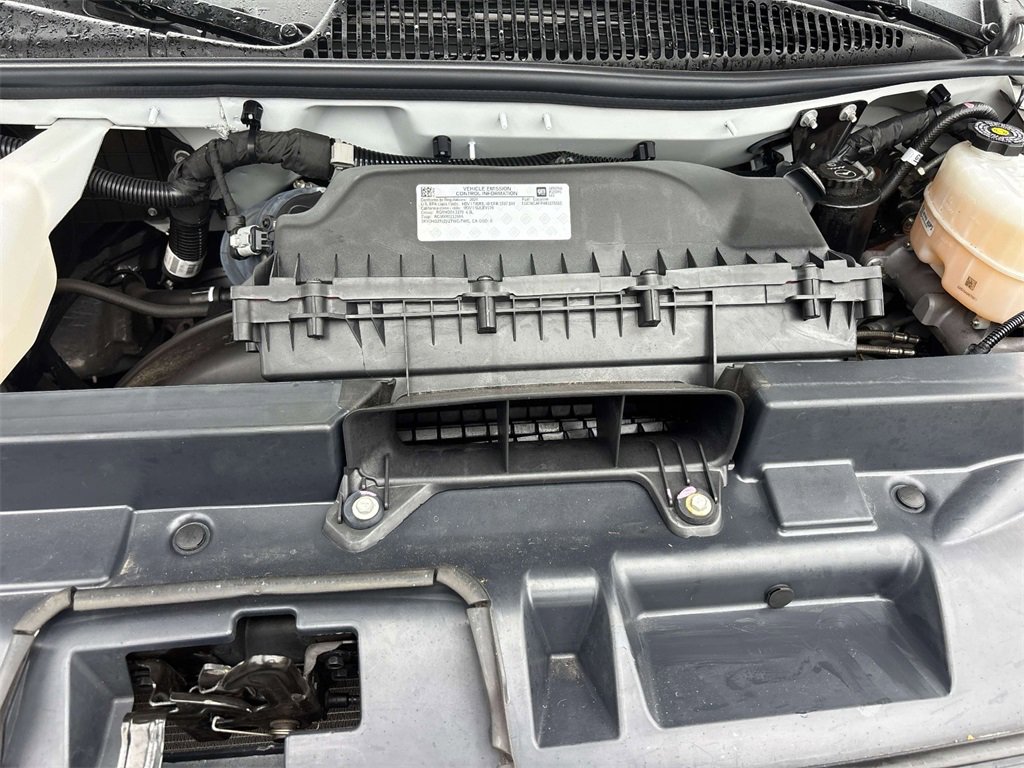 Used 2024 Chevrolet Express 2500 w/ Driver Convenience Package image 8