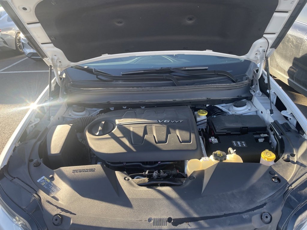 Used 2022 Jeep Cherokee Limited image 28