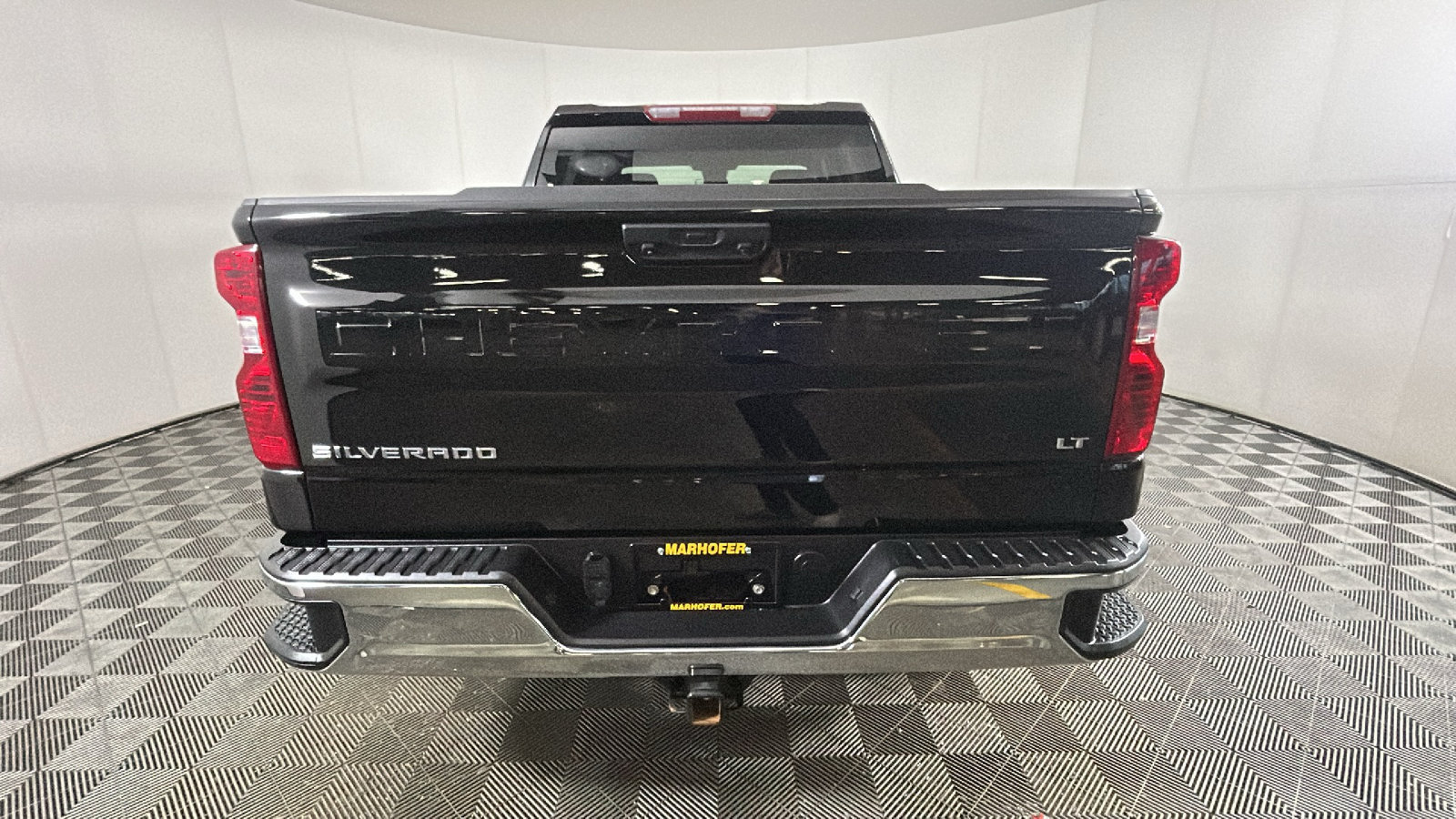 Used 2024 Chevrolet Silverado 1500 LT AWD/4WD image 4