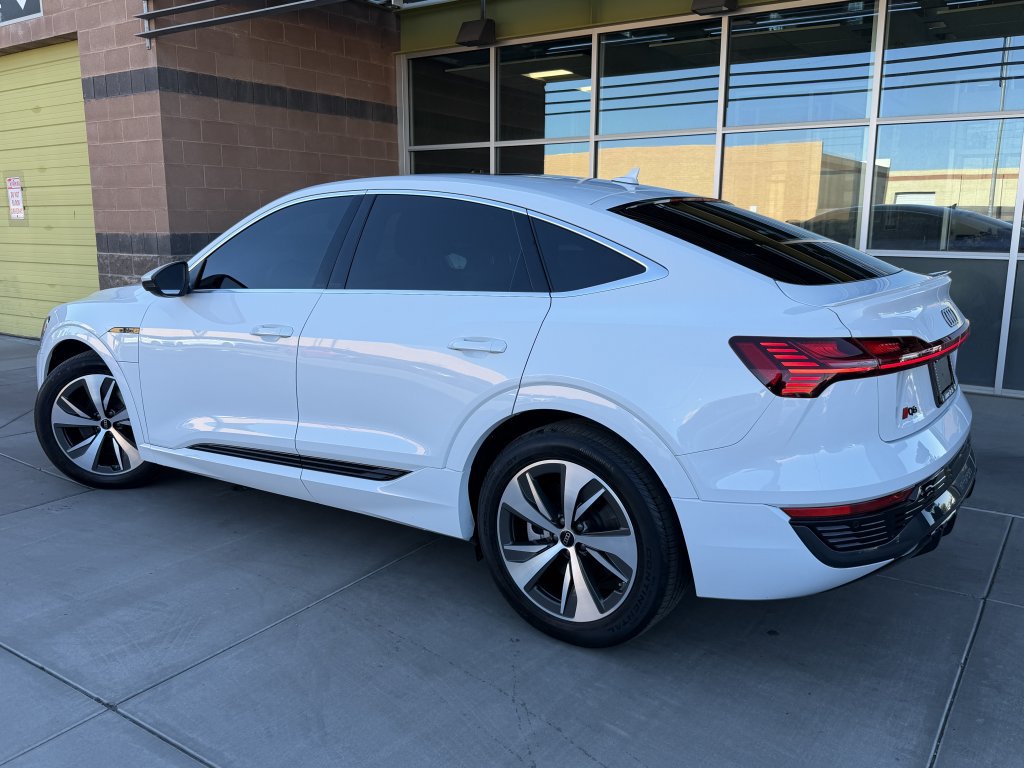 Used 2024 Audi Q8 e-tron Premium AWD/4WD image 5