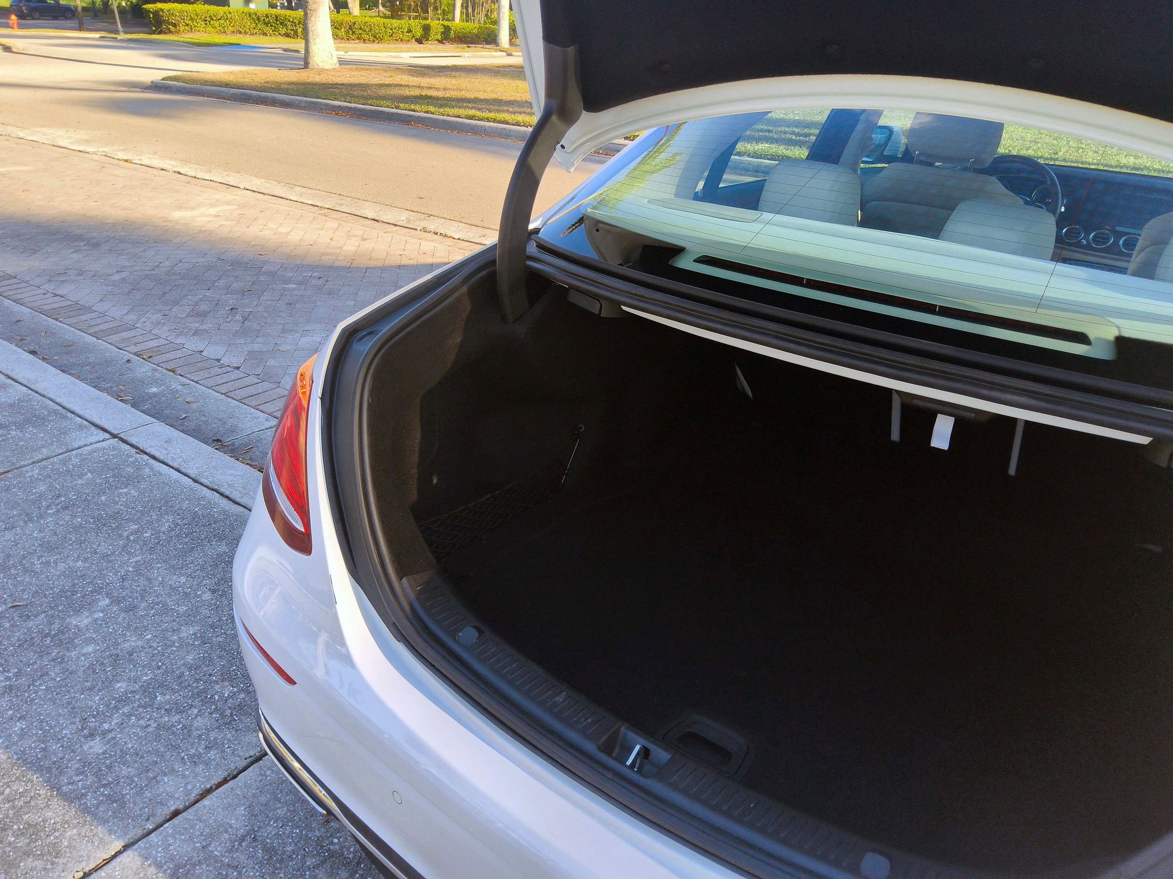 Used 2017 Mercedes-Benz E 300 image 50