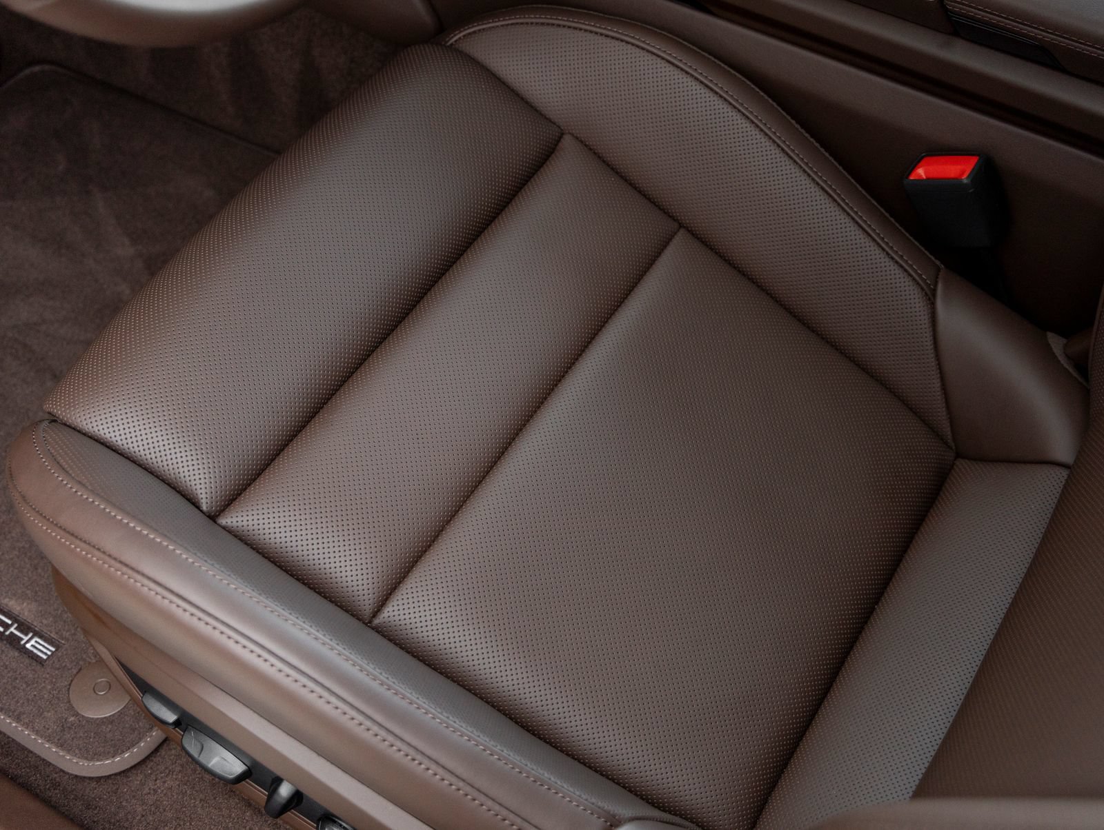 New 2026 Porsche Taycan AWD/4WD image 21