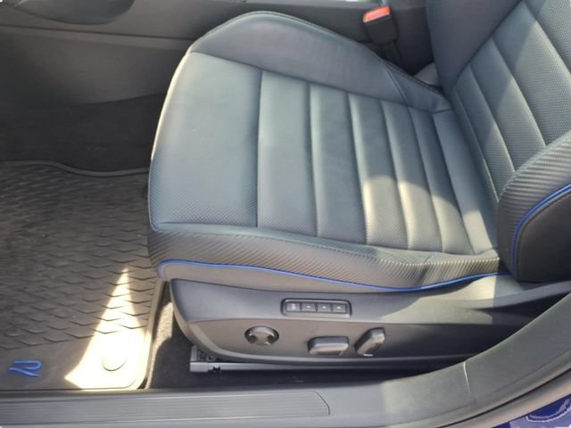 Used 2026 Volkswagen Golf AWD/4WD image 16