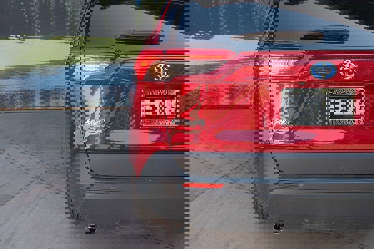 Used 2022 Toyota RAV4 XLE image 34