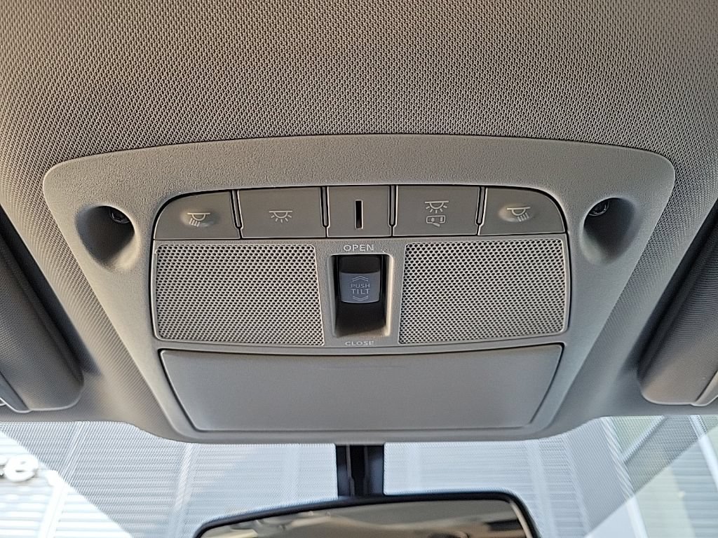Used 2016 Nissan Murano SL w/ SL Technology Package AWD/4WD image 32