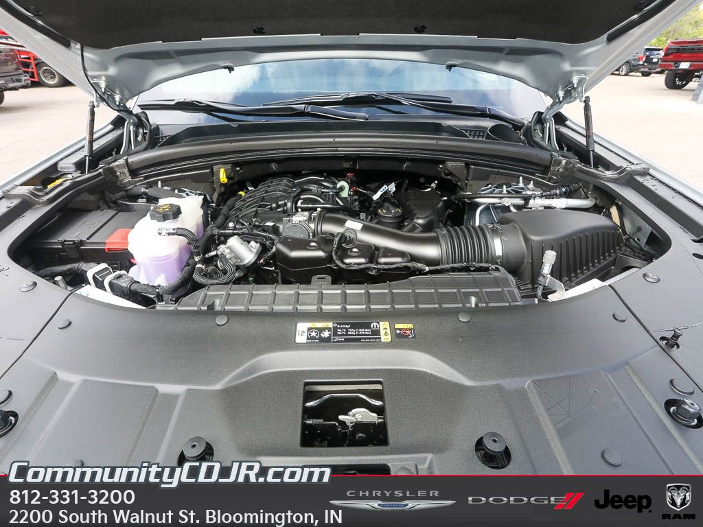 New 2025 Jeep Grand Cherokee L Altitude image 17