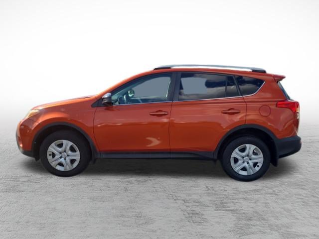 Used 2015 Toyota RAV4 LE AWD/4WD image 8