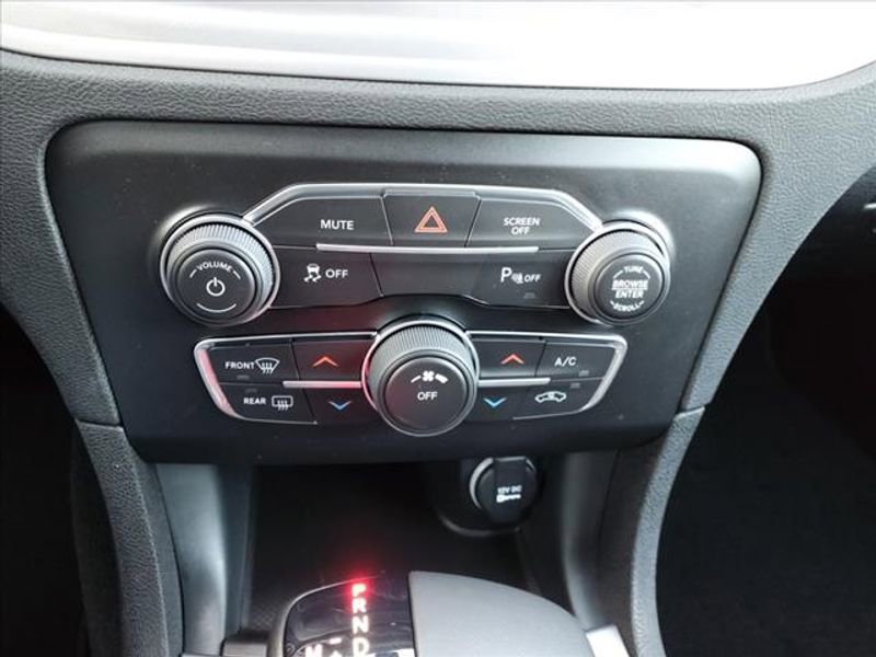 Used 2023 Dodge Charger SXT image 11