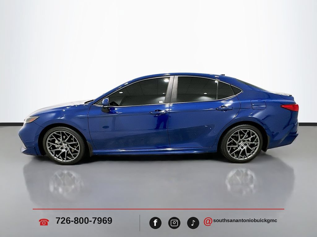 Used 2025 Toyota Camry XSE FWD image 4