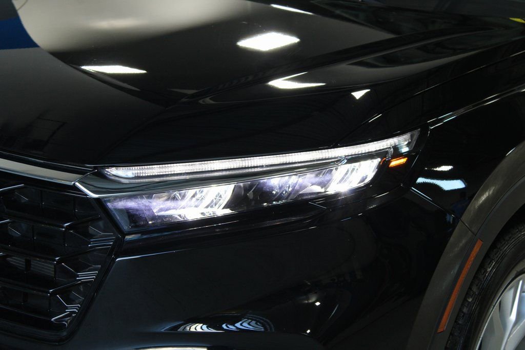 Used 2024 Honda CR-V EX image 2