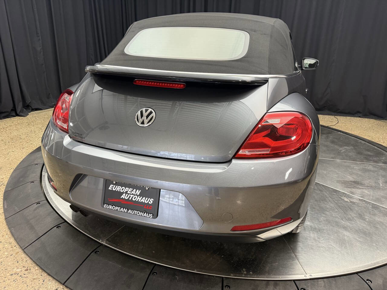 Used 2014 Volkswagen Beetle 2.5 image 14