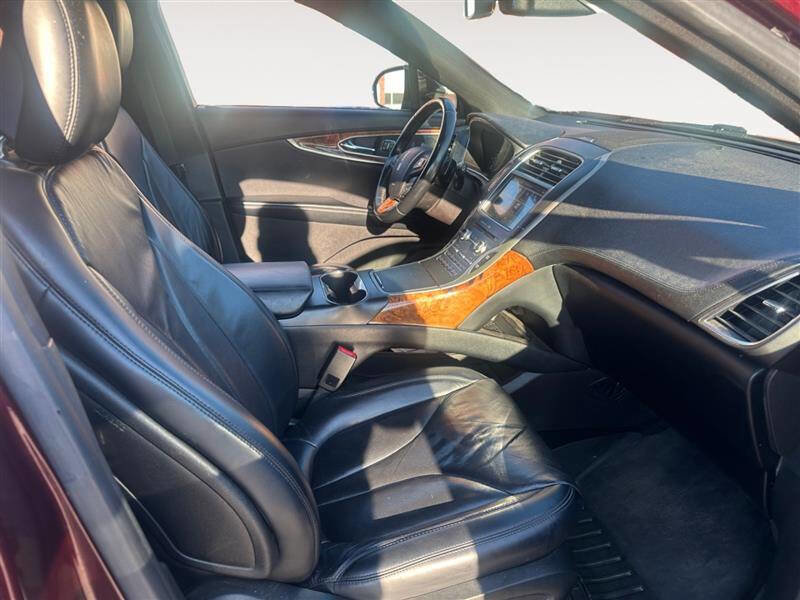 Used 2018 Lincoln MKX Reserve w/ Lincoln MKX Climate Package image 15