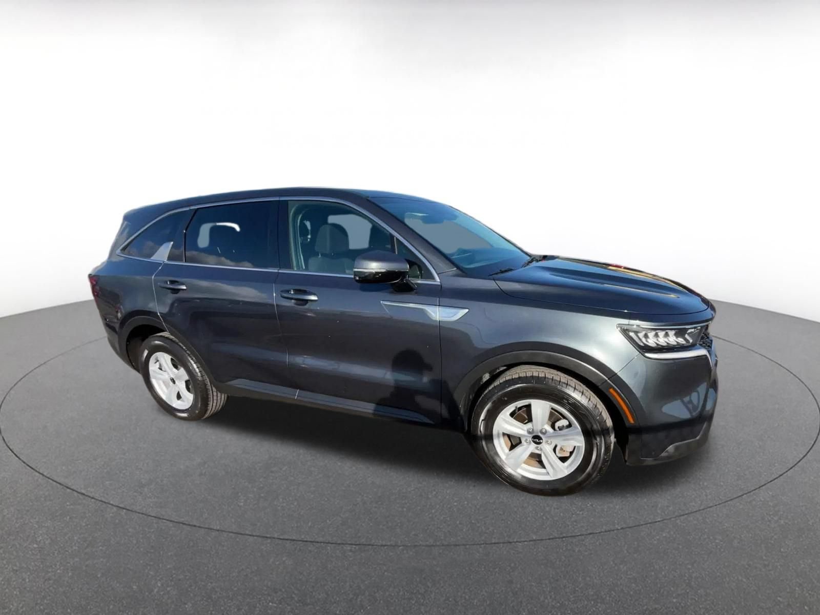 Used 2023 Kia Sorento LX FWD video 2