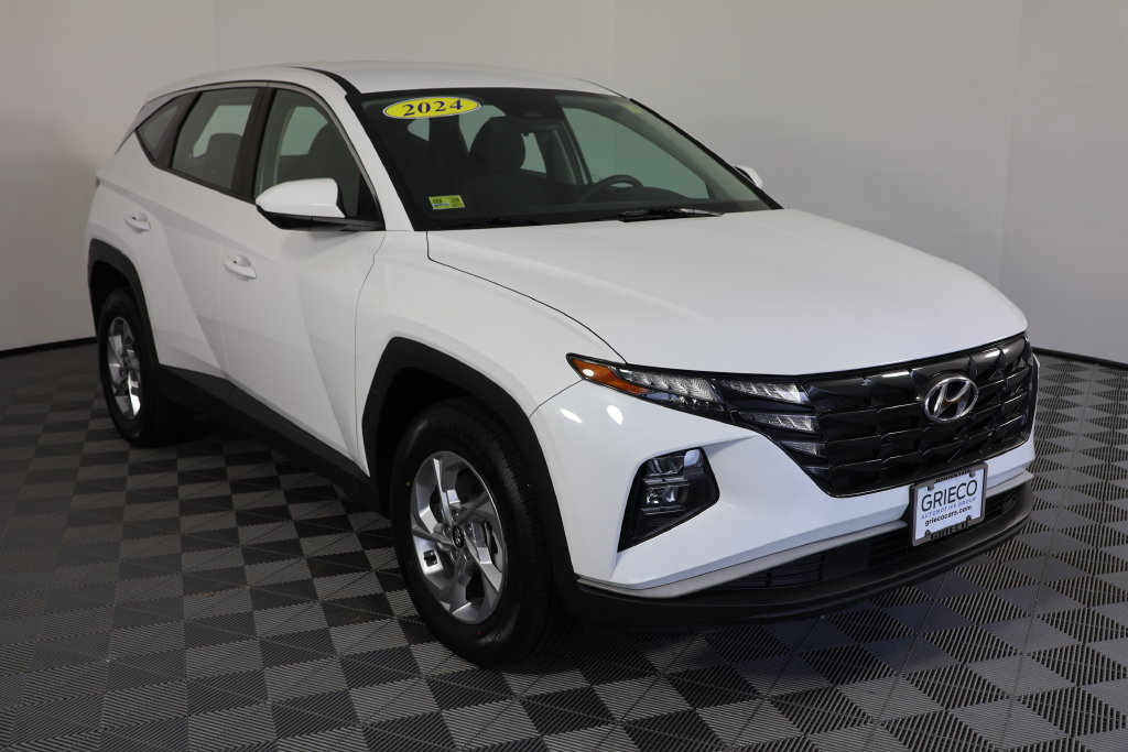 Used 2024 Hyundai Tucson SE