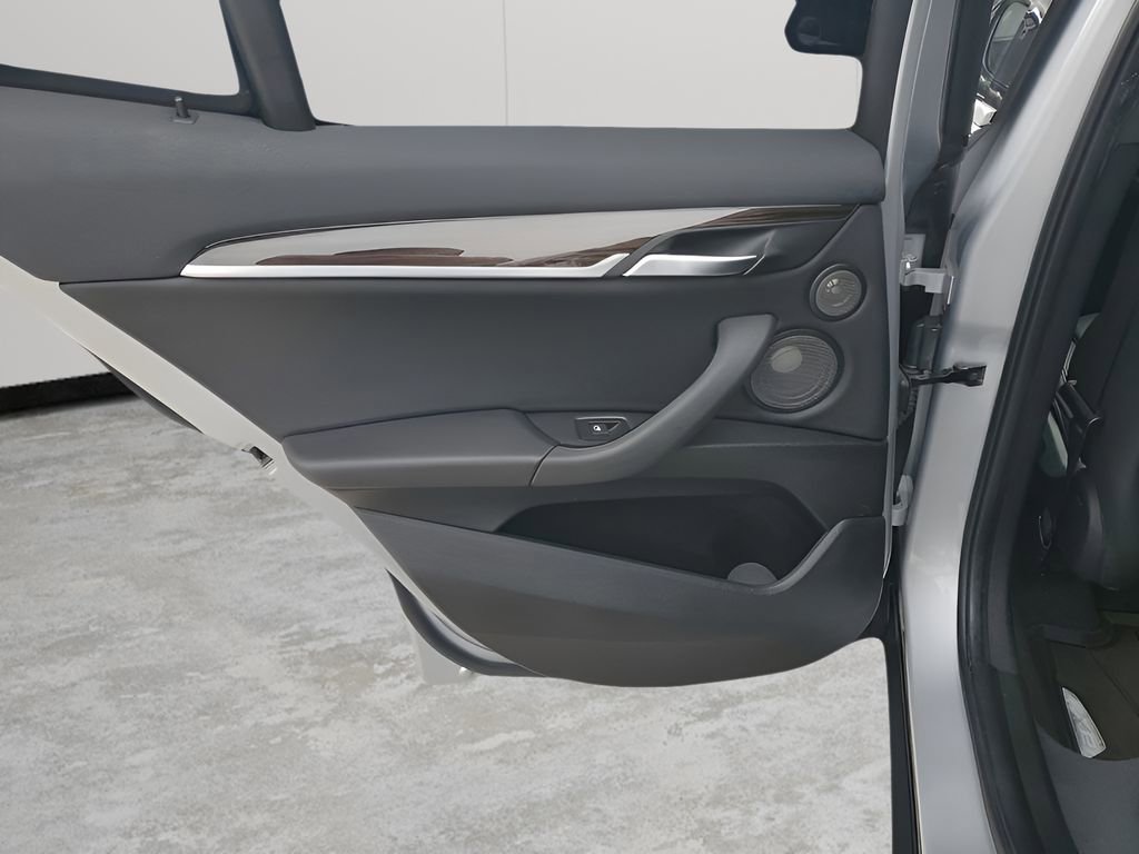 Used 2021 BMW X2 sDrive28i w/ Premium Package image 17