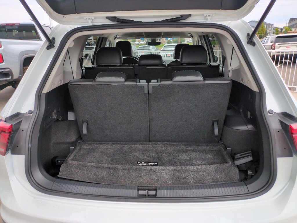 Used 2023 Volkswagen Tiguan SE FWD image 22