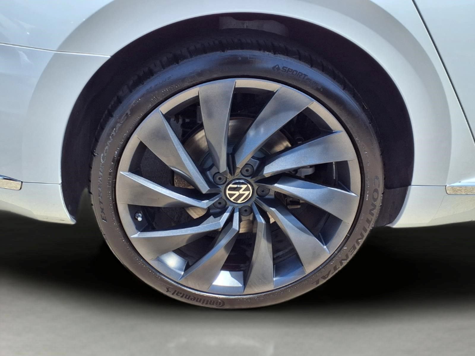 Used 2023 Volkswagen Arteon SEL AWD/4WD image 9