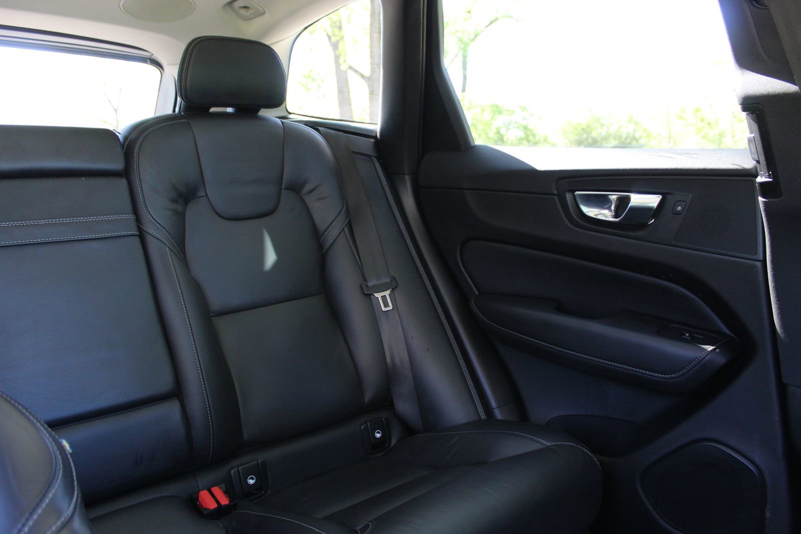 Used 2021 Volvo XC60 T6 Inscription AWD/4WD image 14
