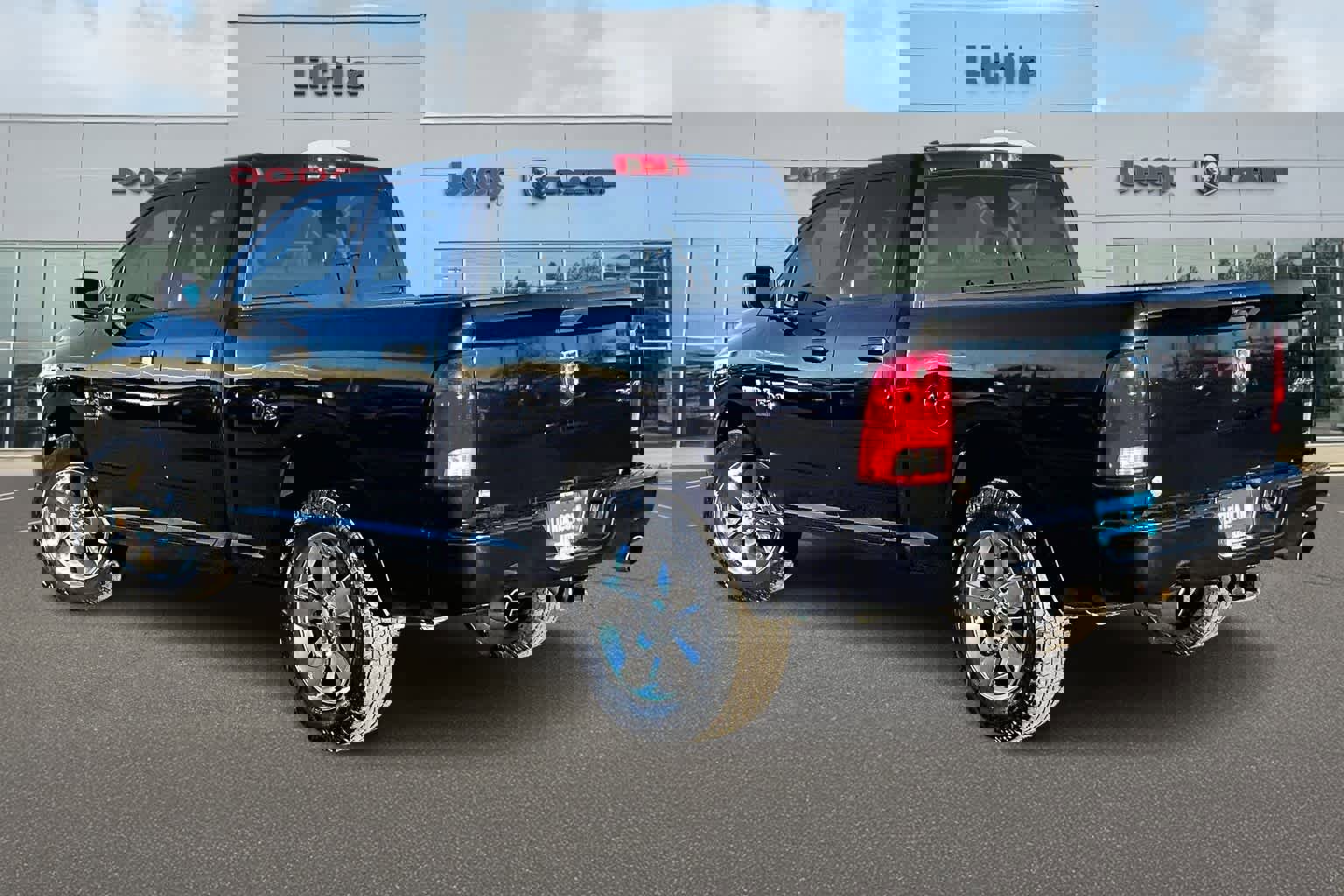 Used 2019 RAM 1500 Express w/ Express Value Package image 4