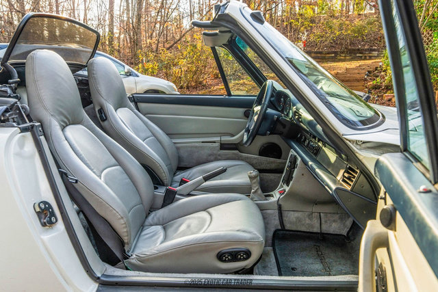 Used 1996 Porsche 911 Carrera image 43